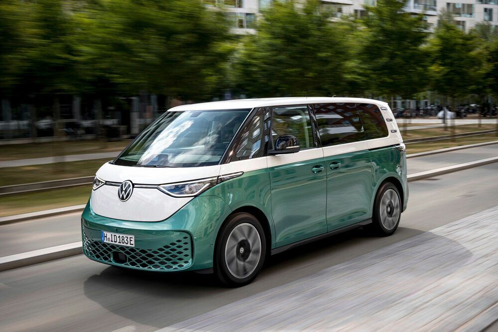 Volkswagen ID Buzz (1).jpg